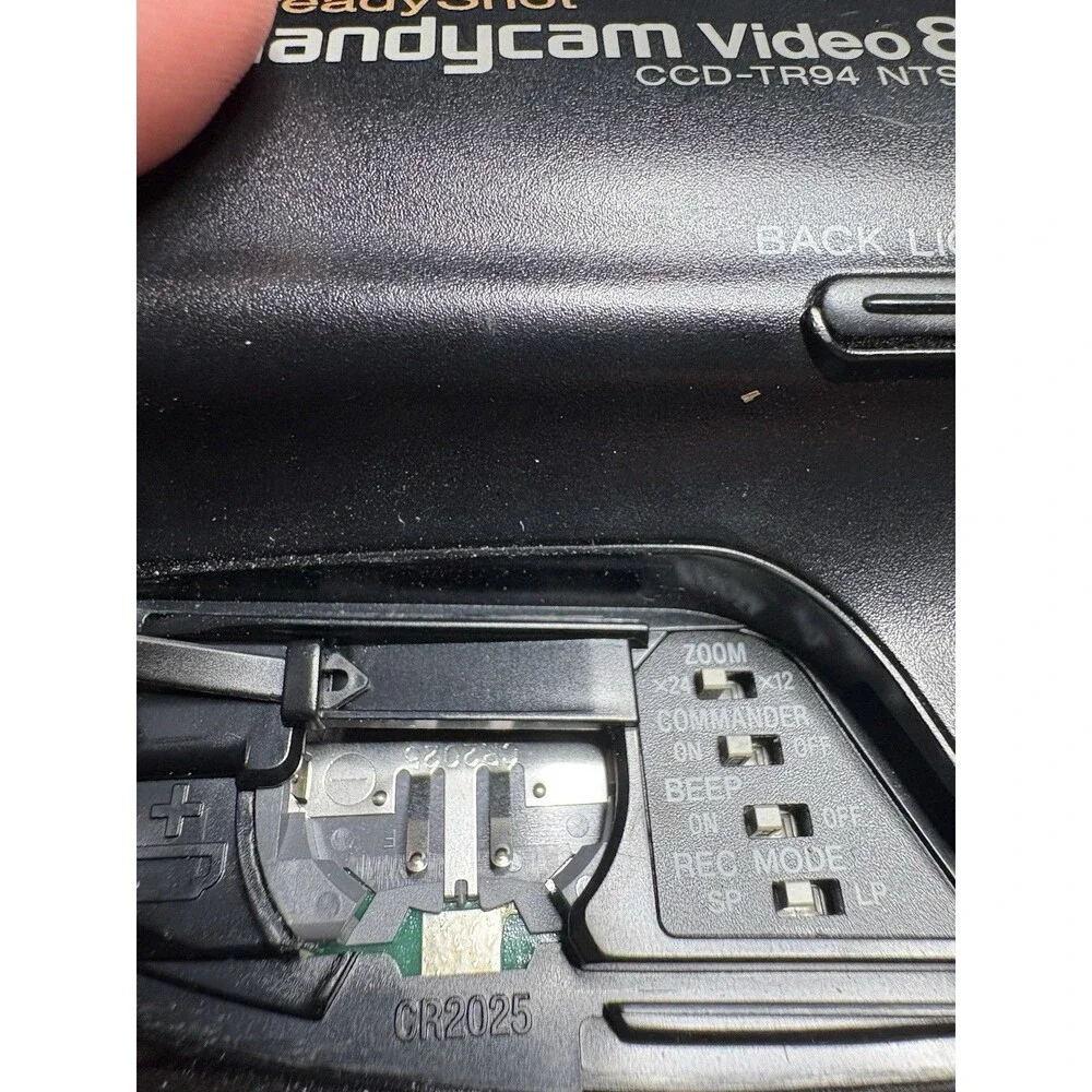 Sony Steady Shot Handy Cam Video 8 24 Digital Zoom CCD-TR94 NTSC Untested